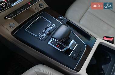 Внедорожник / Кроссовер Audi Q5 2018 в Львове