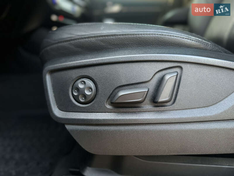 Позашляховик / Кросовер Audi Q5 2017 в Києві фото 18 Позашляховик / Кросовер Audi Q5 2017 в Києві