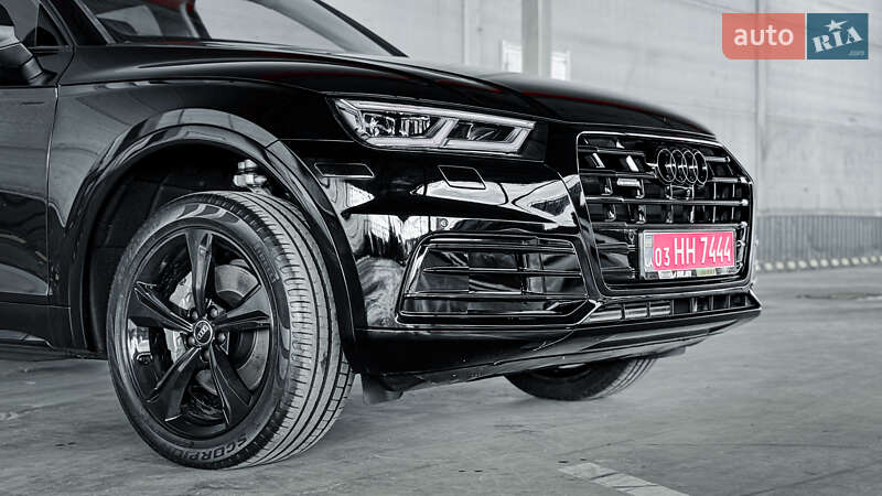 Позашляховик / Кросовер Audi Q5 2019 в Рівному