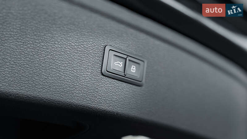 Позашляховик / Кросовер Audi Q5 2019 в Рівному