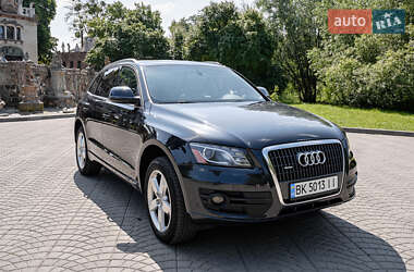Позашляховик / Кросовер Audi Q5 2011 в Луцьку
