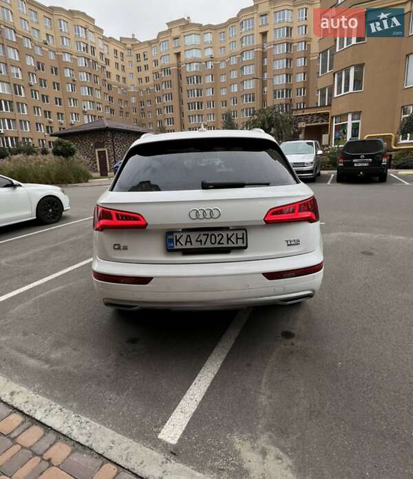 Позашляховик / Кросовер Audi Q5 2017 в Львові фото 4 Позашляховик / Кросовер Audi Q5 2017 в Львові