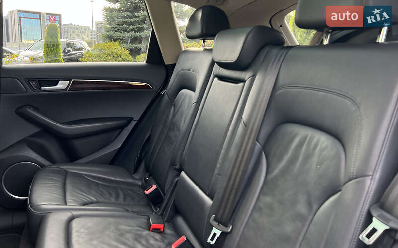 Внедорожник / Кроссовер Audi Q5 2011 в Львове