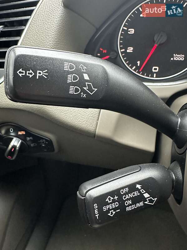 Позашляховик / Кросовер Audi Q5 2011 в Білогородці