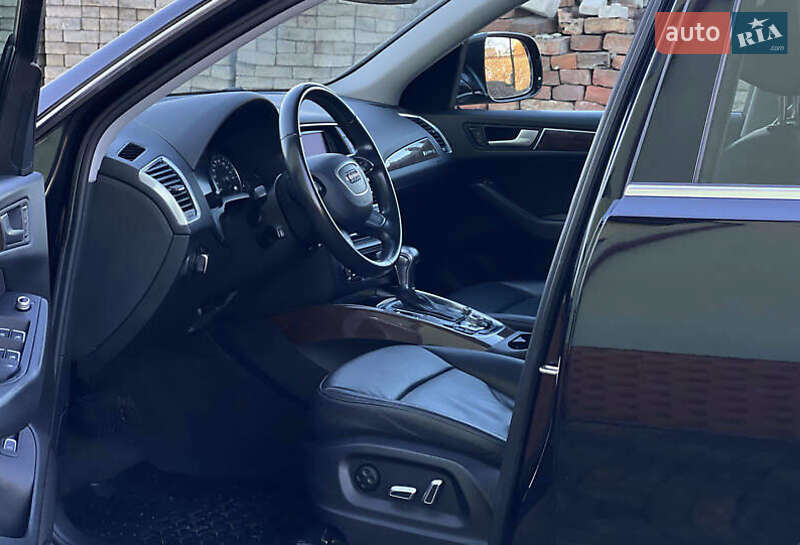 Позашляховик / Кросовер Audi Q5 2016 в Івано-Франківську