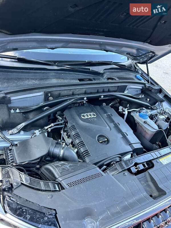 Позашляховик / Кросовер Audi Q5 2016 в Сумах