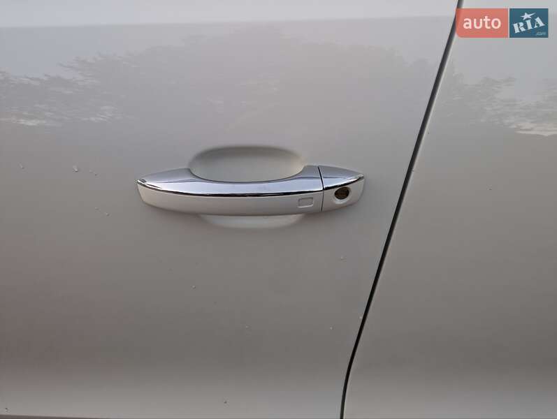 Позашляховик / Кросовер Audi Q5 2015 в Києві