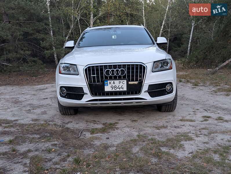 Позашляховик / Кросовер Audi Q5 2015 в Києві