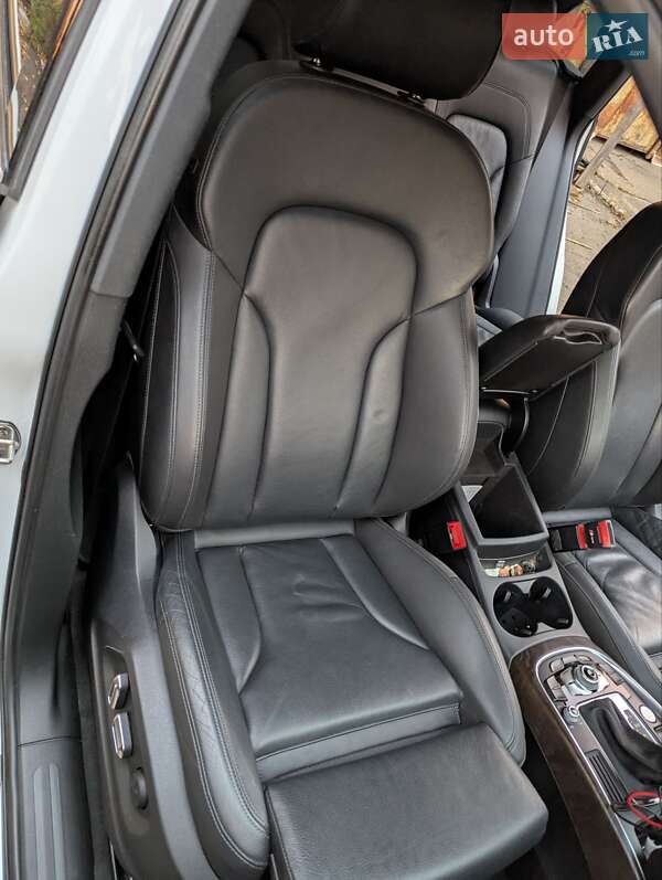 Позашляховик / Кросовер Audi Q5 2015 в Києві