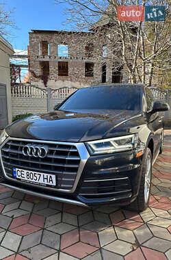 Позашляховик / Кросовер Audi Q5 2017 в Чернівцях