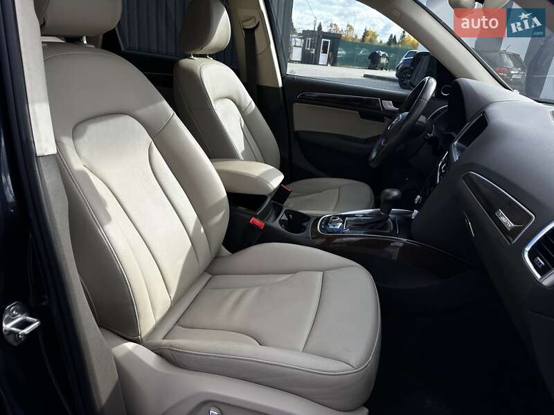 Внедорожник / Кроссовер Audi Q5 2016 в Львове