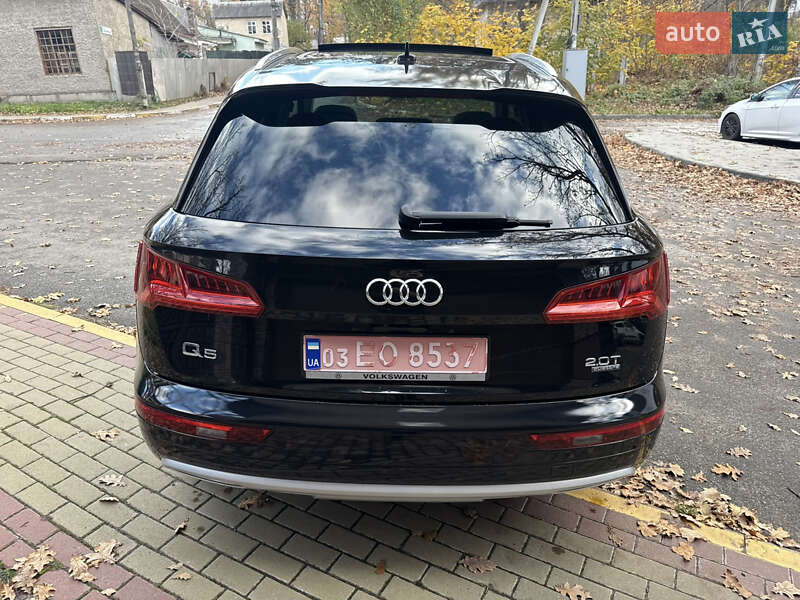 Позашляховик / Кросовер Audi Q5 2018 в Києві