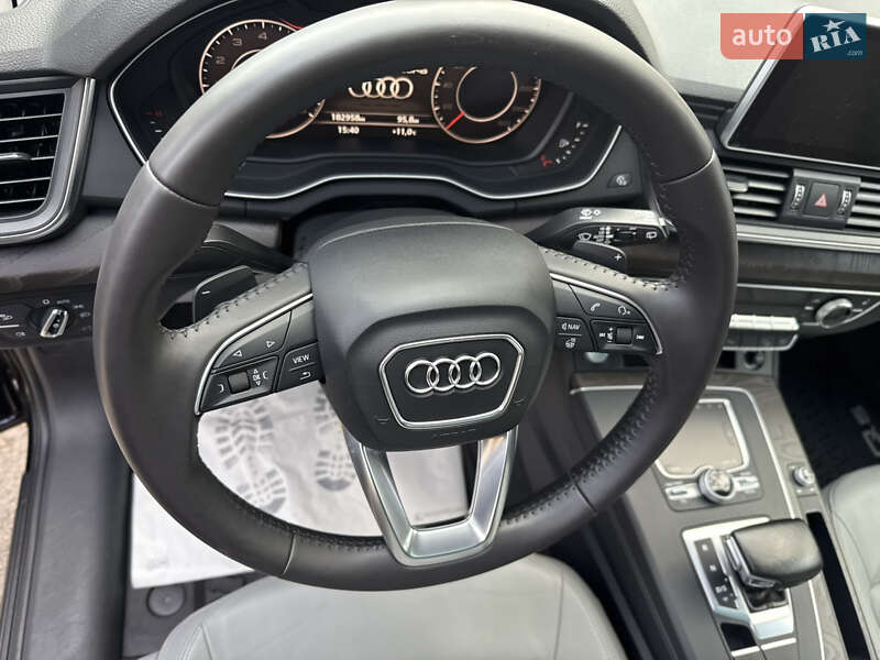 Позашляховик / Кросовер Audi Q5 2018 в Києві