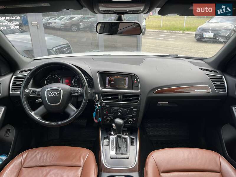 Позашляховик / Кросовер Audi Q5 2010 в Києві фото 13 Позашляховик / Кросовер Audi Q5 2010 в Києві