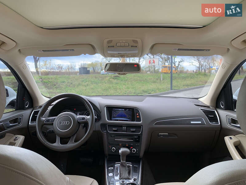 Внедорожник / Кроссовер Audi Q5 2015 в Киеве