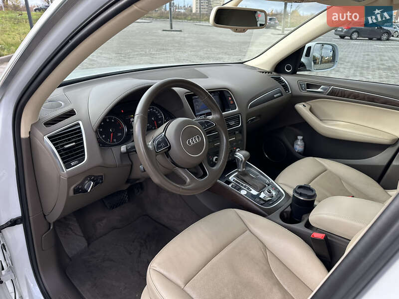 Внедорожник / Кроссовер Audi Q5 2015 в Киеве
