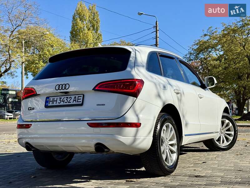 Внедорожник / Кроссовер Audi Q5 2016 в Одессе