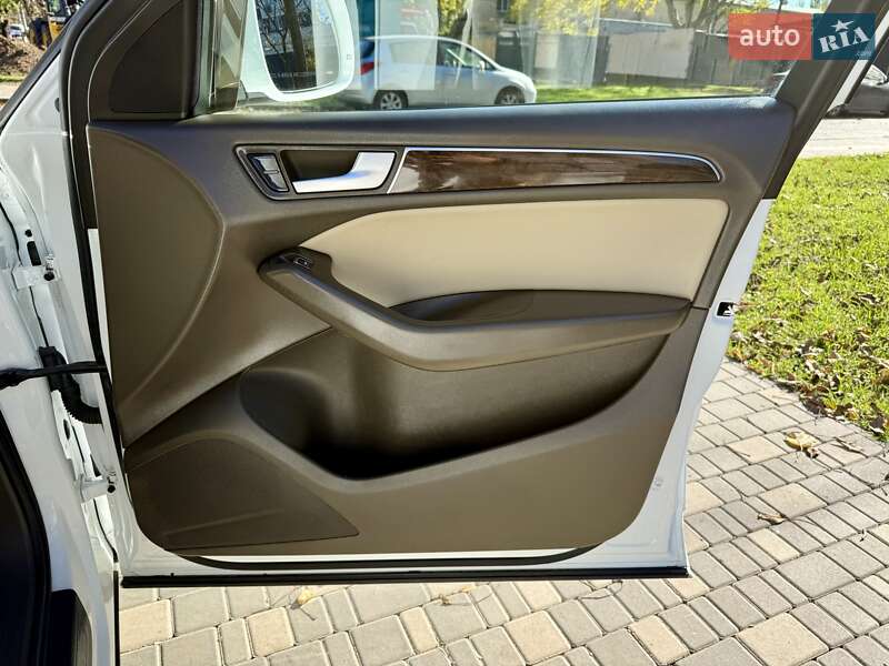 Внедорожник / Кроссовер Audi Q5 2016 в Одессе