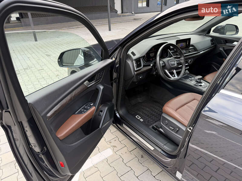 Позашляховик / Кросовер Audi Q5 2018 в Дубні фото 29 Позашляховик / Кросовер Audi Q5 2018 в Дубні