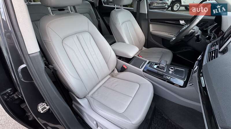 Позашляховик / Кросовер Audi Q5 2019 в Києві фото 22 Позашляховик / Кросовер Audi Q5 2019 в Києві