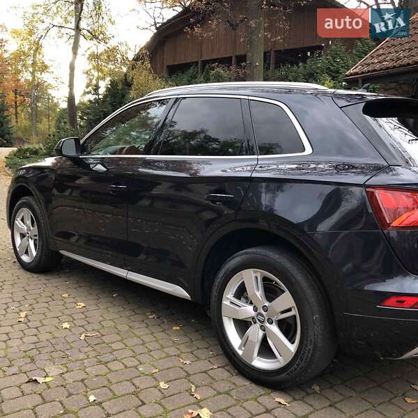 Позашляховик / Кросовер Audi Q5 2018 в Львові фото 5 Позашляховик / Кросовер Audi Q5 2018 в Львові