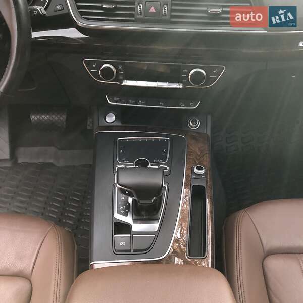 Позашляховик / Кросовер Audi Q5 2018 в Львові фото 13 Позашляховик / Кросовер Audi Q5 2018 в Львові