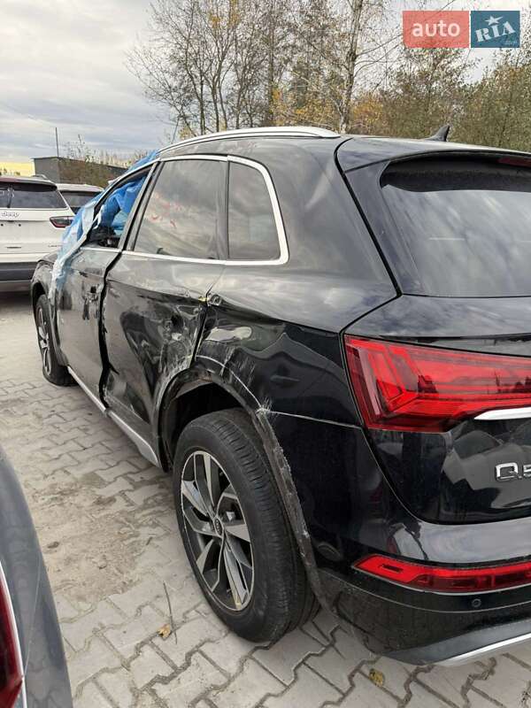 Внедорожник / Кроссовер Audi Q5 2021 в Львове