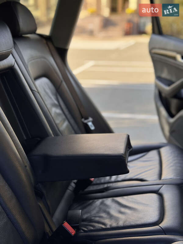 Позашляховик / Кросовер Audi Q5 2016 в Києві