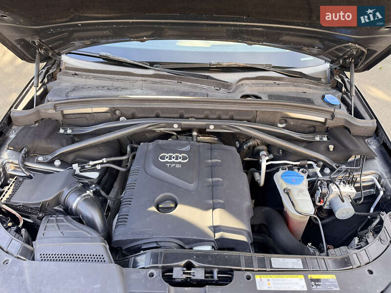 Позашляховик / Кросовер Audi Q5 2016 в Києві