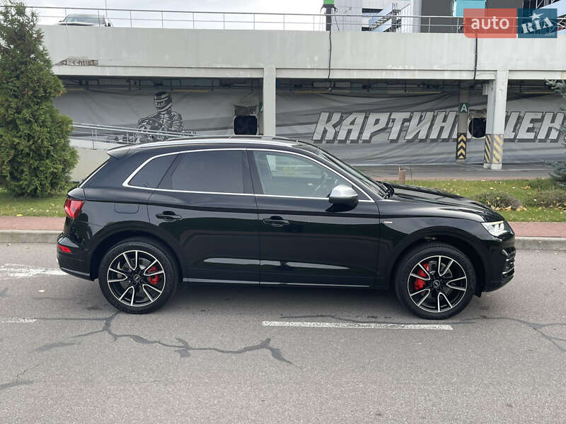 Позашляховик / Кросовер Audi Q5 2018 в Києві фото 5 Позашляховик / Кросовер Audi Q5 2018 в Києві