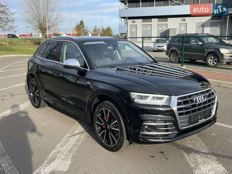 Позашляховик / Кросовер Audi Q5 2018 в Києві фото 18 Позашляховик / Кросовер Audi Q5 2018 в Києві