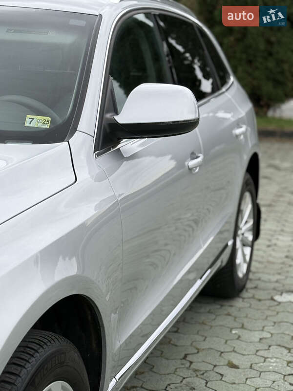 Внедорожник / Кроссовер Audi Q5 2013 в Дубно