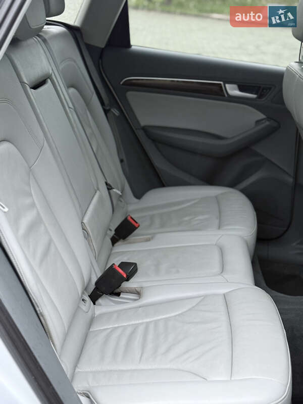 Внедорожник / Кроссовер Audi Q5 2013 в Дубно