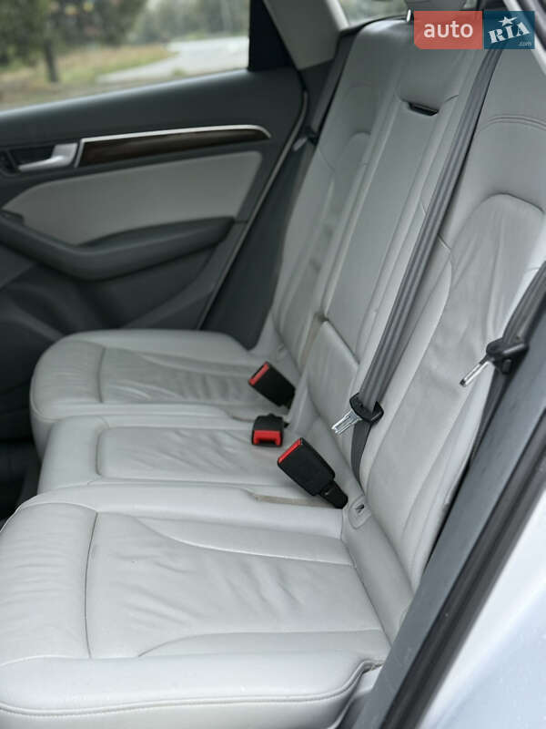 Внедорожник / Кроссовер Audi Q5 2013 в Дубно