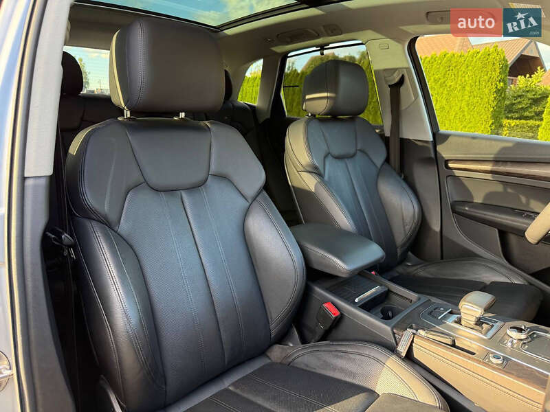 Позашляховик / Кросовер Audi Q5 2018 в Стрию