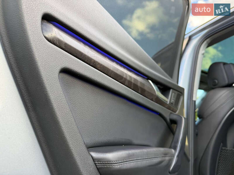 Позашляховик / Кросовер Audi Q5 2018 в Стрию