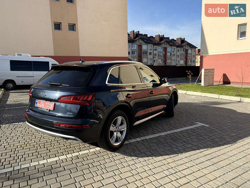 Позашляховик / Кросовер Audi Q5 2019 в Львові фото 4 Позашляховик / Кросовер Audi Q5 2019 в Львові