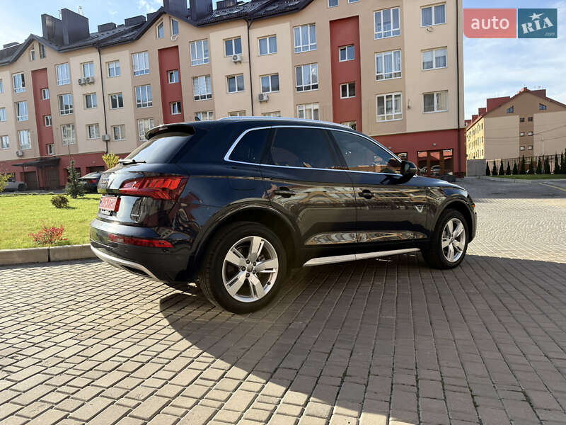 Позашляховик / Кросовер Audi Q5 2019 в Львові фото 6 Позашляховик / Кросовер Audi Q5 2019 в Львові