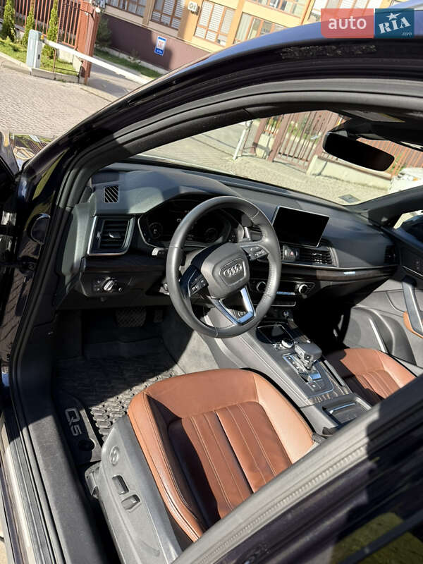 Позашляховик / Кросовер Audi Q5 2019 в Львові фото 33 Позашляховик / Кросовер Audi Q5 2019 в Львові