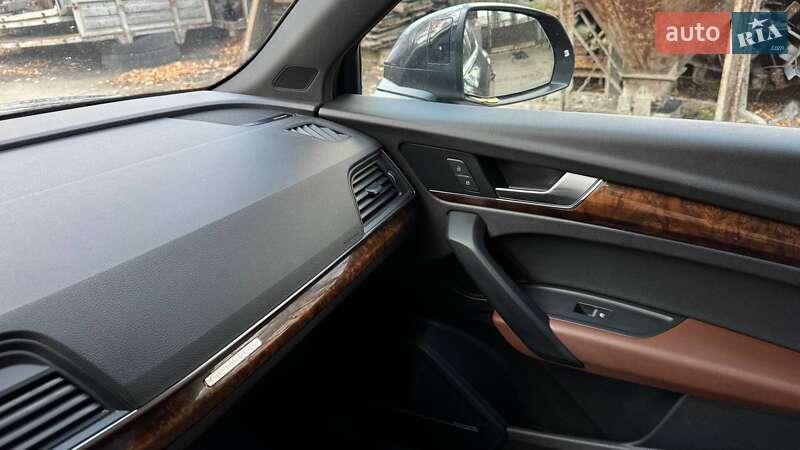 Позашляховик / Кросовер Audi Q5 2017 в Черкасах