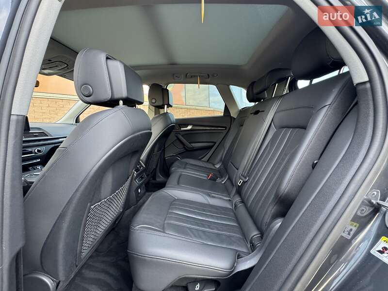 Внедорожник / Кроссовер Audi Q5 2019 в Одессе фото 12 Внедорожник / Кроссовер Audi Q5 2019 в Одессе