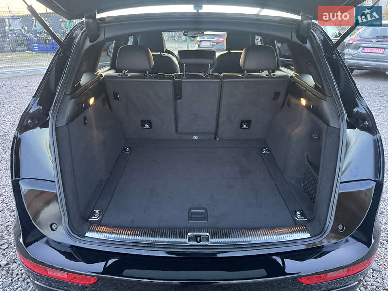 Позашляховик / Кросовер Audi Q5 2016 в Луцьку