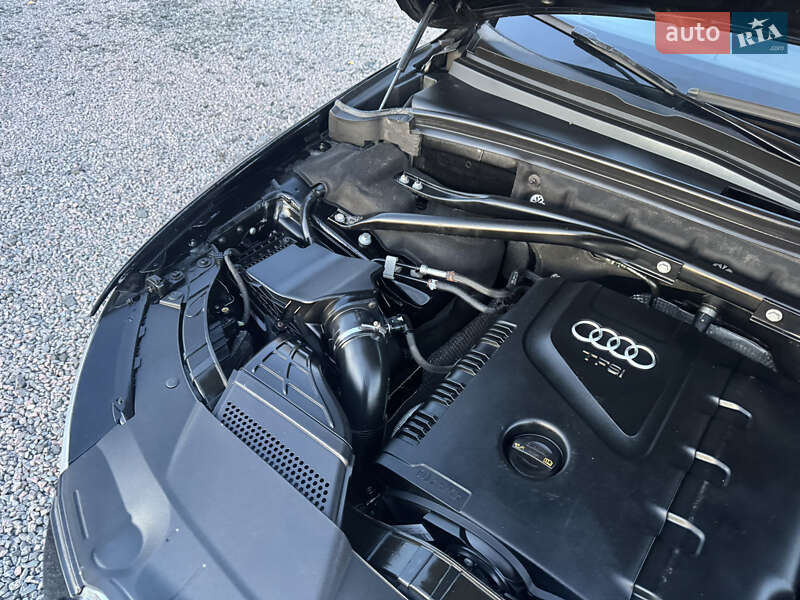 Позашляховик / Кросовер Audi Q5 2016 в Луцьку