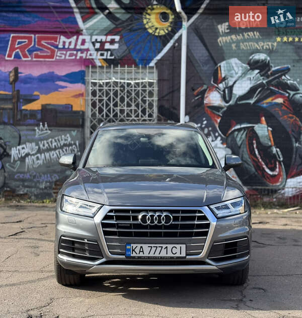Позашляховик / Кросовер Audi Q5 2019 в Києві фото 4 Позашляховик / Кросовер Audi Q5 2019 в Києві