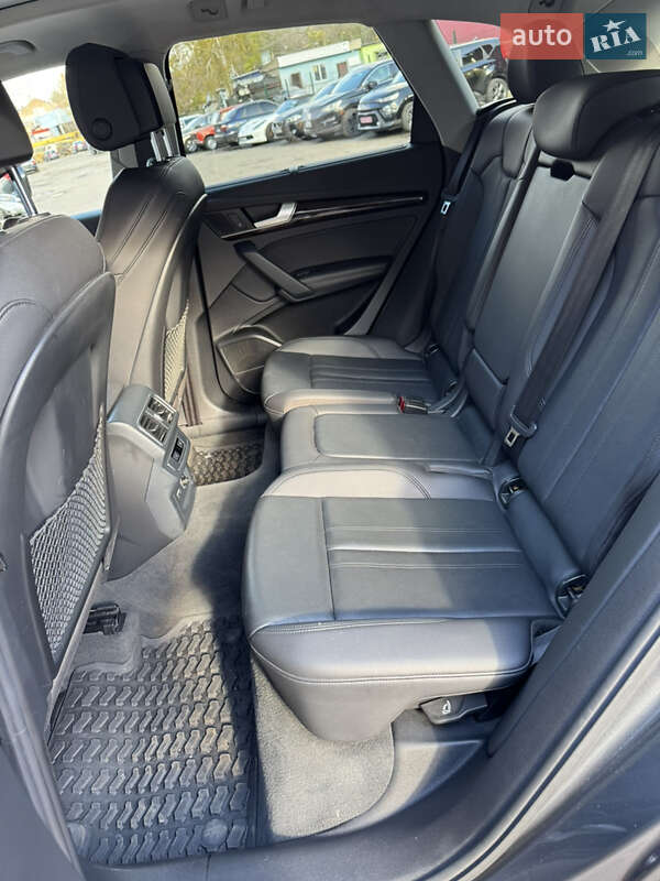 Позашляховик / Кросовер Audi Q5 2019 в Києві фото 17 Позашляховик / Кросовер Audi Q5 2019 в Києві