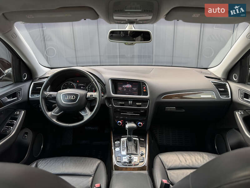 Позашляховик / Кросовер Audi Q5 2013 в Луцьку