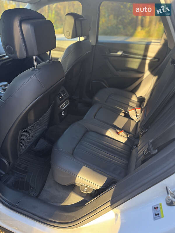Позашляховик / Кросовер Audi Q5 2020 в Львові фото 11 Позашляховик / Кросовер Audi Q5 2020 в Львові