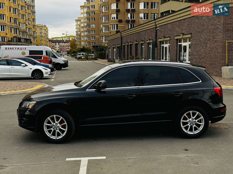 Внедорожник / Кроссовер Audi Q5 2012 в Киеве