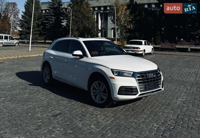 Позашляховик / Кросовер Audi Q5 2020 в Кам'янець-Подільському фото Позашляховик / Кросовер Audi Q5 2020 в Кам'янець-Подільському