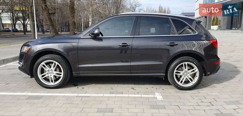 Внедорожник / Кроссовер Audi Q5 2016 в Днепре